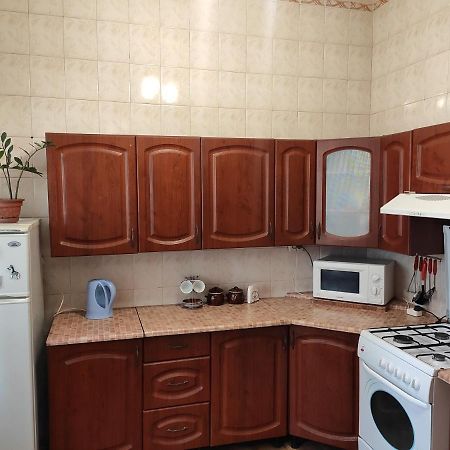 Holiday Home U Tetiany Kamianets-Podilskyi Exterior photo